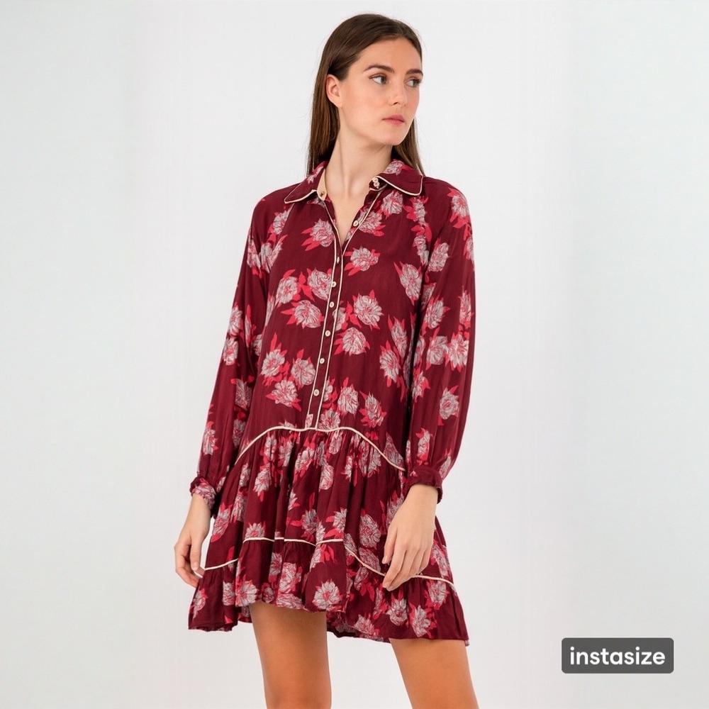 Omika Ezra‎ Button Up Blouse Women's Size XS Top in Isla Merlot Red Floral Print